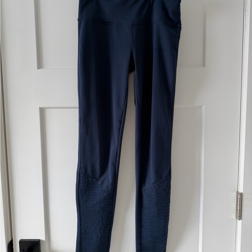 Threads 4 Thought Yoga Leggings (Navy | XS/S)